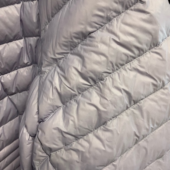 Lands End Down Ultralight Packable Hooded Jacket - Picture 2 of 9